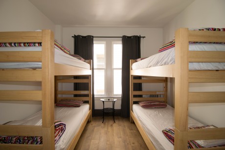 Welcome To The Bartlett Hotel and Guesthouse - Quad Bunks